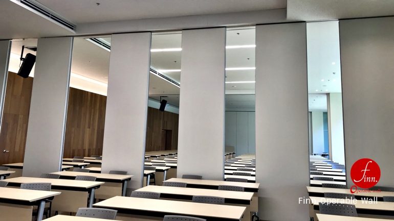 ByBUZZ@Bangkok Reference Projects. Meeting & Training Room :: Finn Operable wall systems.