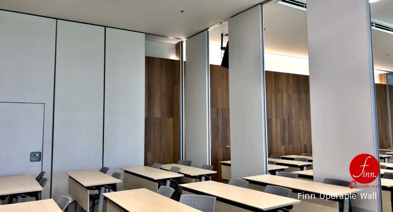ByBUZZ@Bangkok Reference Projects. Meeting & Training Room :: Finn Operable wall systems.