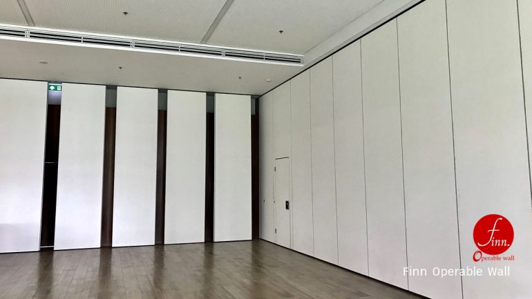 ByBUZZ@Bangkok Reference Projects. Meeting & Training Room :: Finn Operable wall systems.