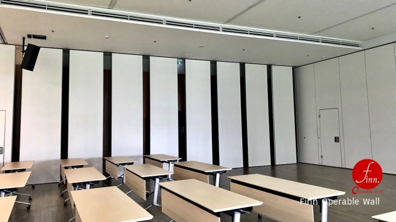 ByBUZZ@Bangkok Reference Projects. Meeting & Training Room :: Finn Operable wall systems.