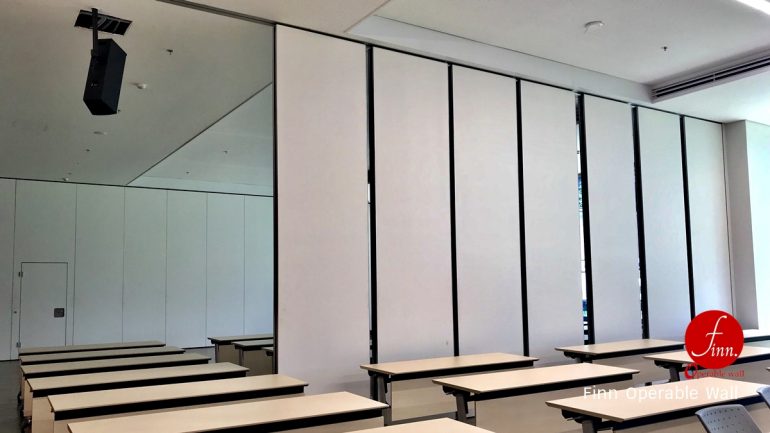 ByBUZZ@Bangkok Reference Projects. Meeting & Training Room :: Finn Operable wall systems.