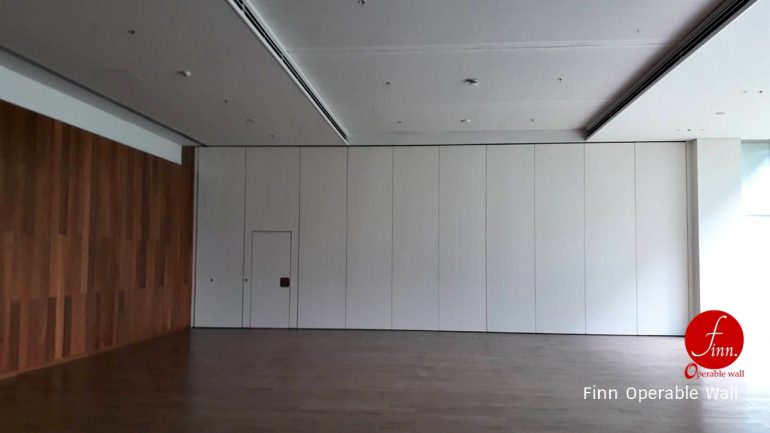 ByBUZZ@Bangkok Reference Projects. Meeting & Training Room :: Finn Operable wall systems.