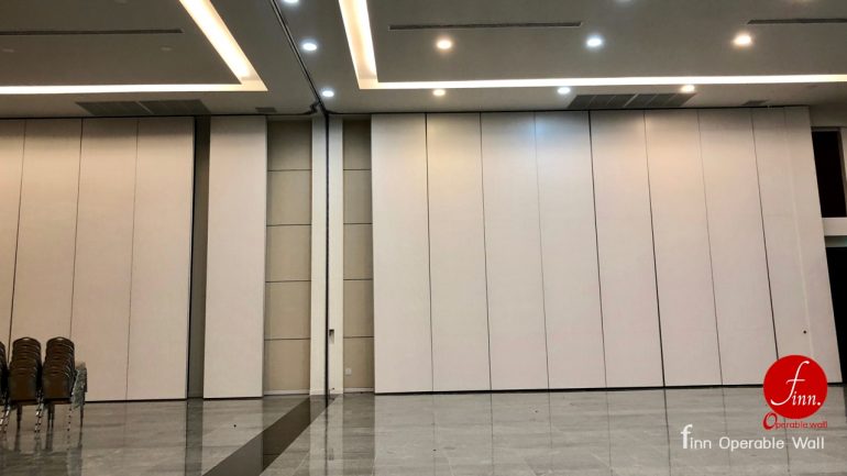 Sagate Hall@Roi-Et, Reference Projects. Convention Hall, Meeting & Training Room :: Finn Operable wall systems.