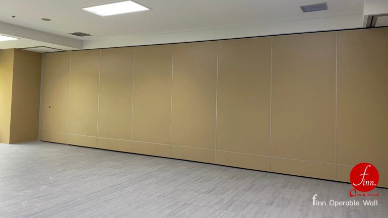 KMITL@BANGKOK # Reference Projects. Meeting & Training Room :: Finn Operable wall systems.