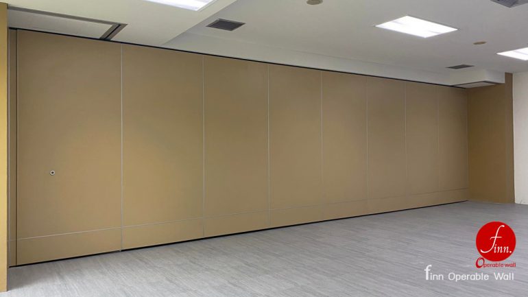 KMITL@BANGKOK # Reference Projects. Meeting & Training Room :: Finn Operable wall systems.