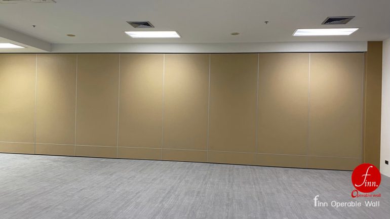 KMITL@BANGKOK # Reference Projects. Meeting & Training Room :: Finn Operable wall systems.